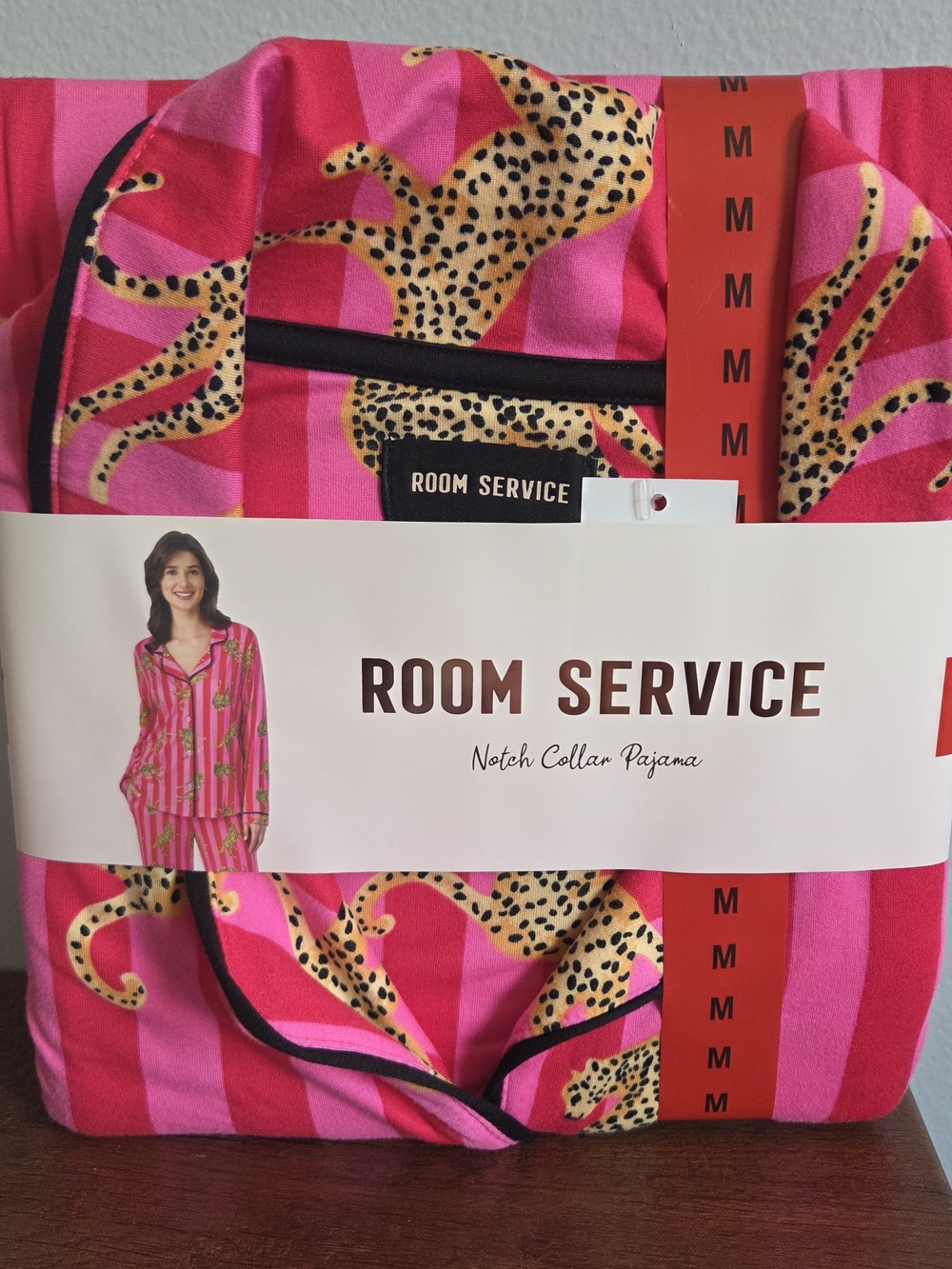 Women's Pink Leopard Print Notch Collar Pajama Set Pink And Red Striped - New M